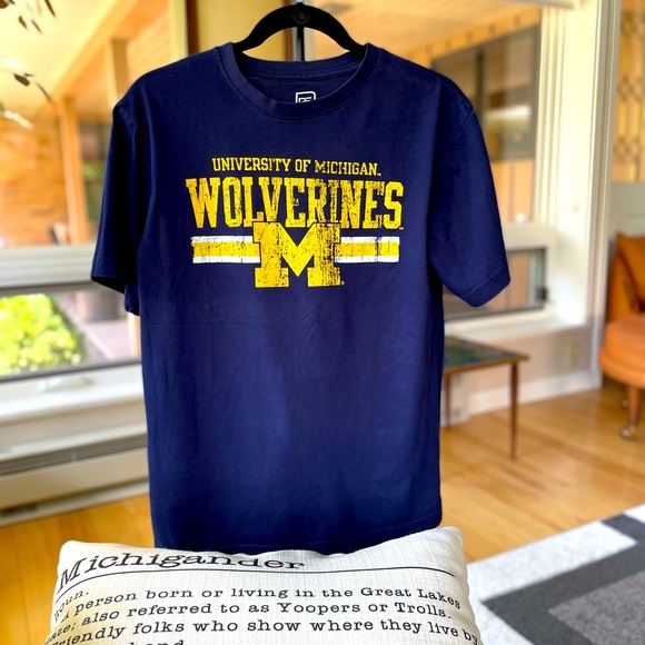 University of Michigan, T shirt, Youth medium, Excellent Condition - Picture 1 of 12